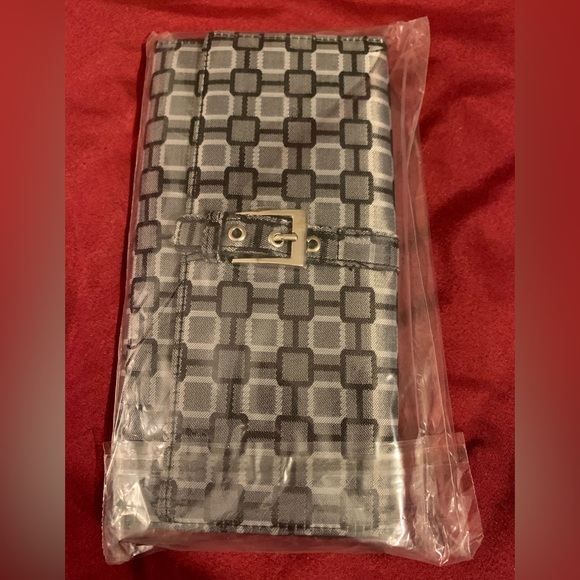 Handbags - New Wallet Taupe gray color design.